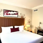City Seasons Al Hamra Hotel