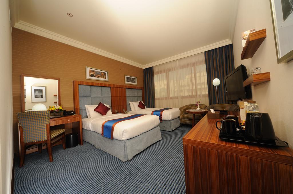 Seasons Al Hamra 4*