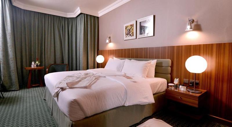Hotel Seasons Al Hamra
