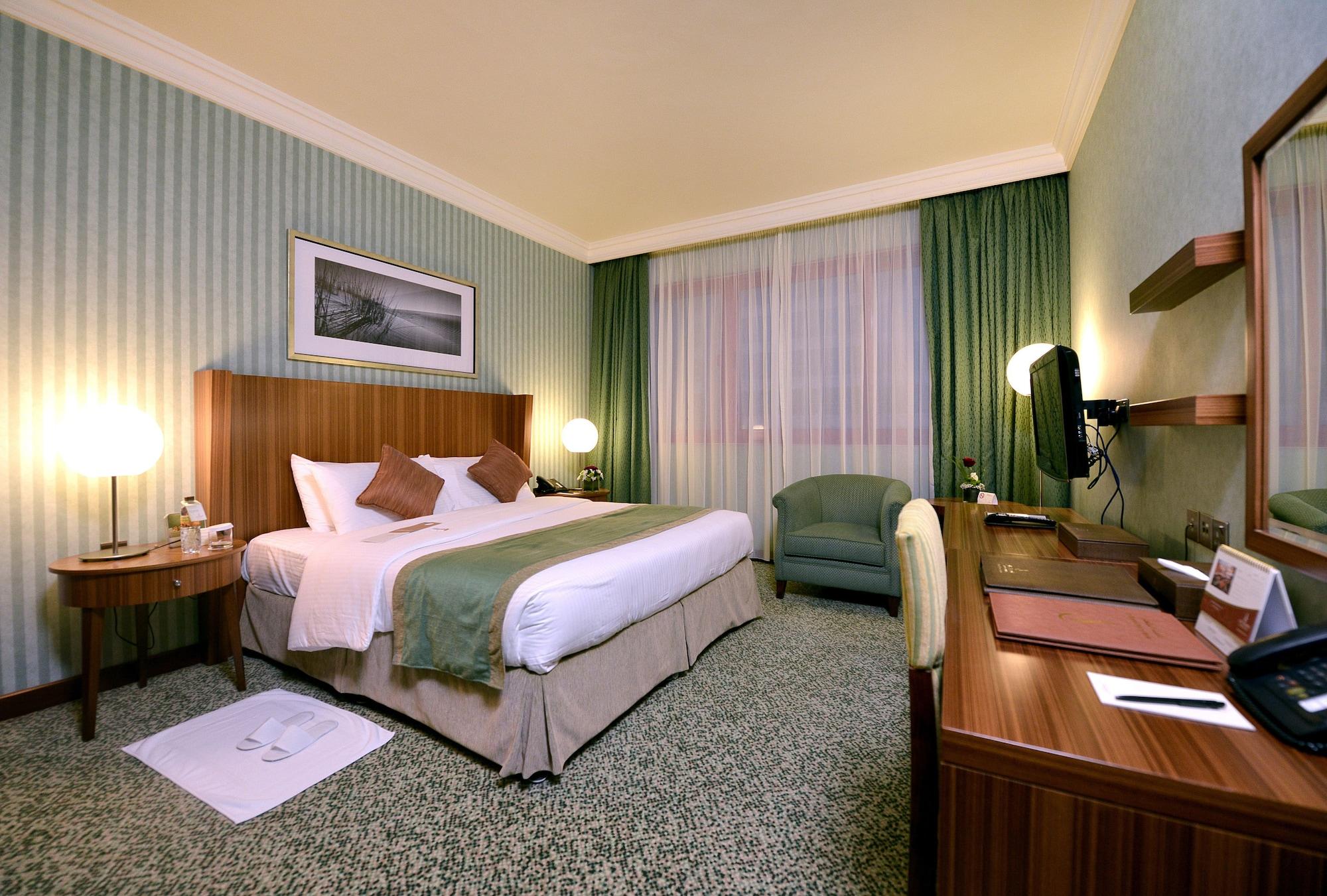 Seasons Al Hamra 4* Abu Dhabi