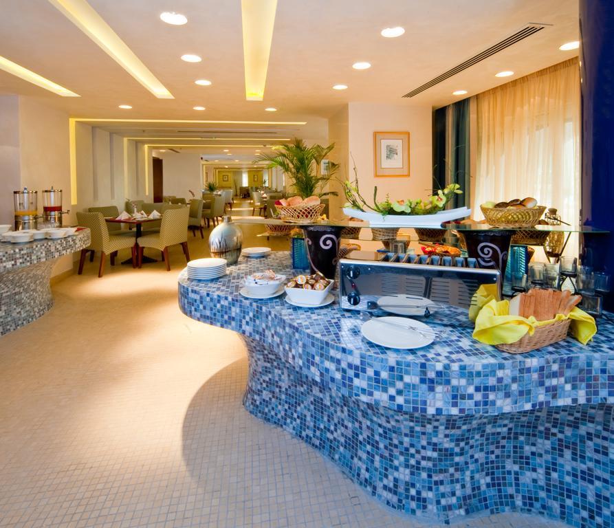 Seasons Al Hamra Hotel Abu Dhabi
