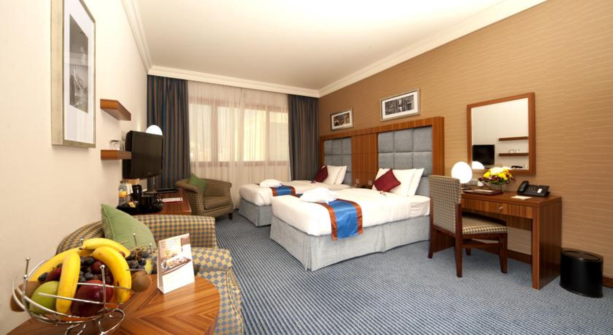 Hotel Seasons Al Hamra 4*